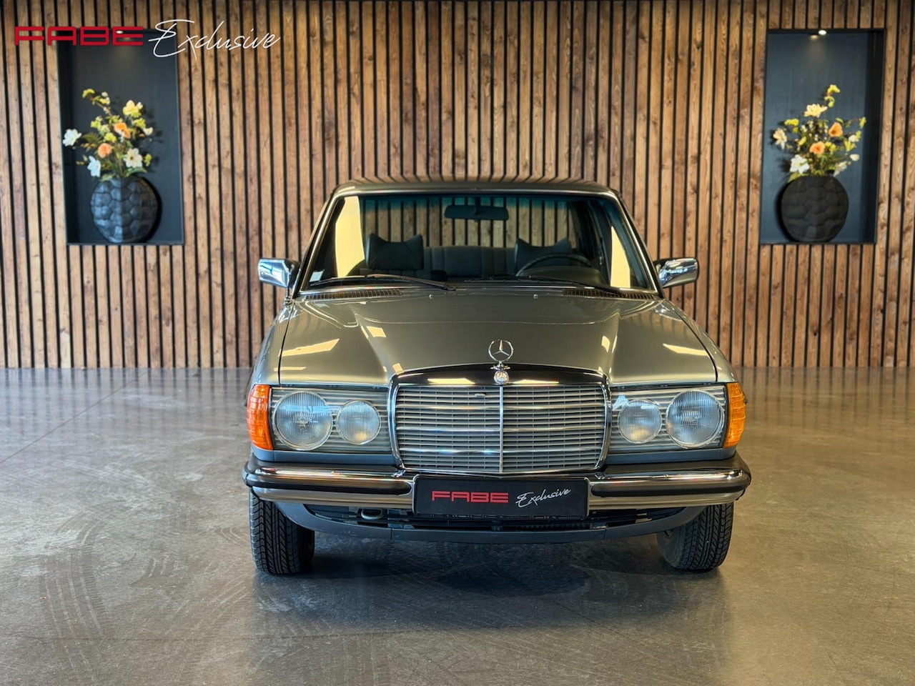 Mercedes-Benz 200-280 (W123) - 250 Automaat/1e Eigenaar. - AutoWereld.nl