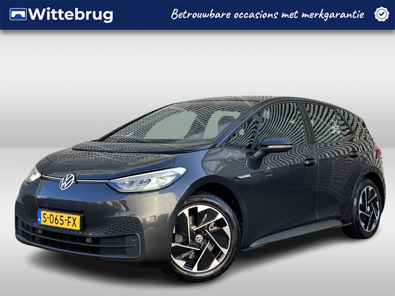 Volkswagen ID.3 - Pure 45 kWh / Navigatie / App connect / Parkeersensoren V+A / Stoelverwarming / P4 - AutoWereld.nl