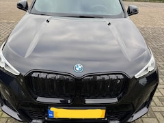 BMW iX1 - xDrive30
