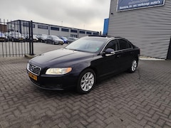 Volvo S80 - 2.5 T Summum