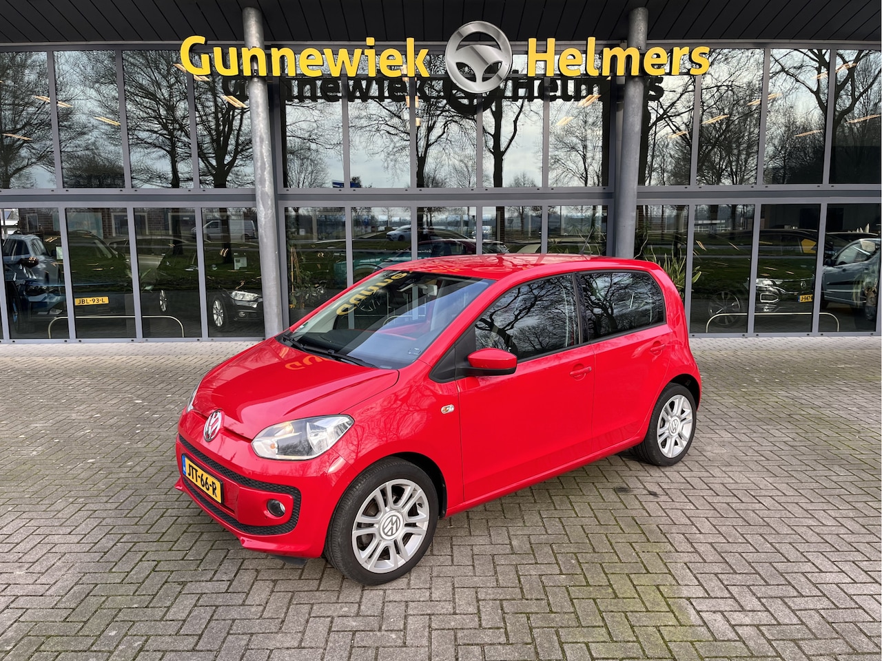 Volkswagen Up! - 1.0 high up! | AIRCO | CRUISE | PDC | STOELVERW. - AutoWereld.nl