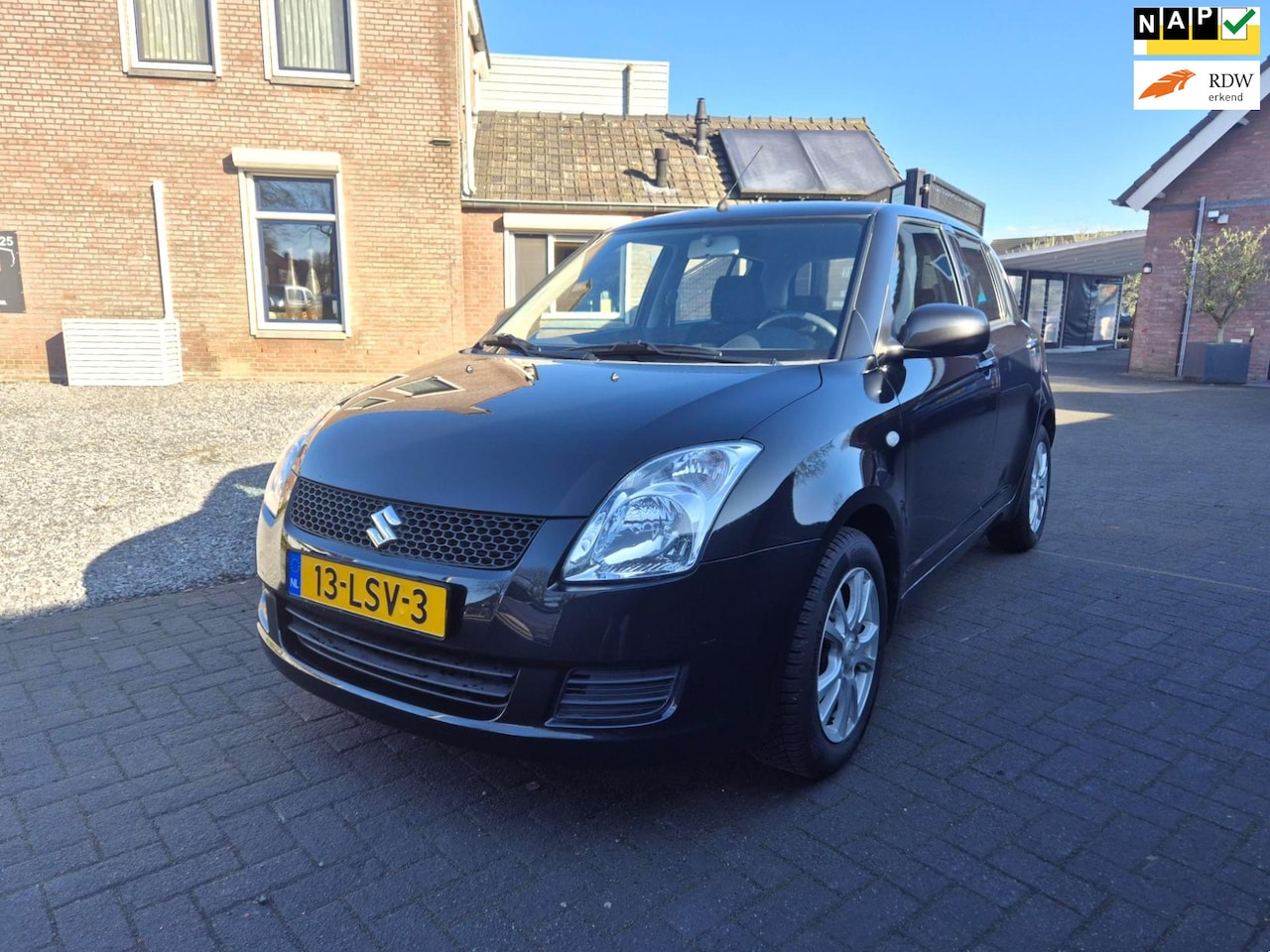 Suzuki Swift - 1.3 Cool 5 Deurs Navi Airco met slechts 65150 Km NAP - AutoWereld.nl
