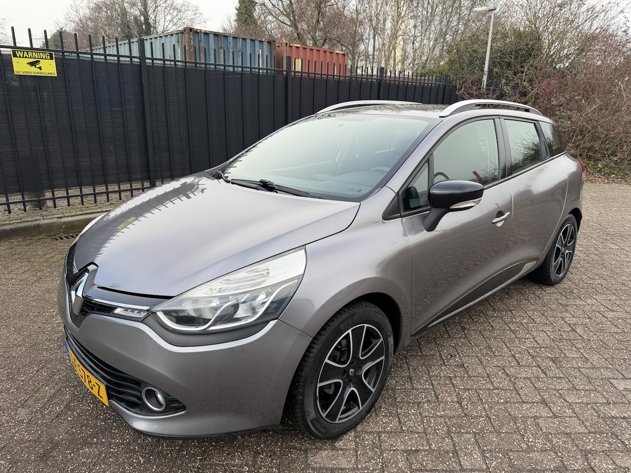 Renault Clio Estate - 0.9 TCe Expression Navi/Airco/LMV/Cruise/LED/PDC - AutoWereld.nl