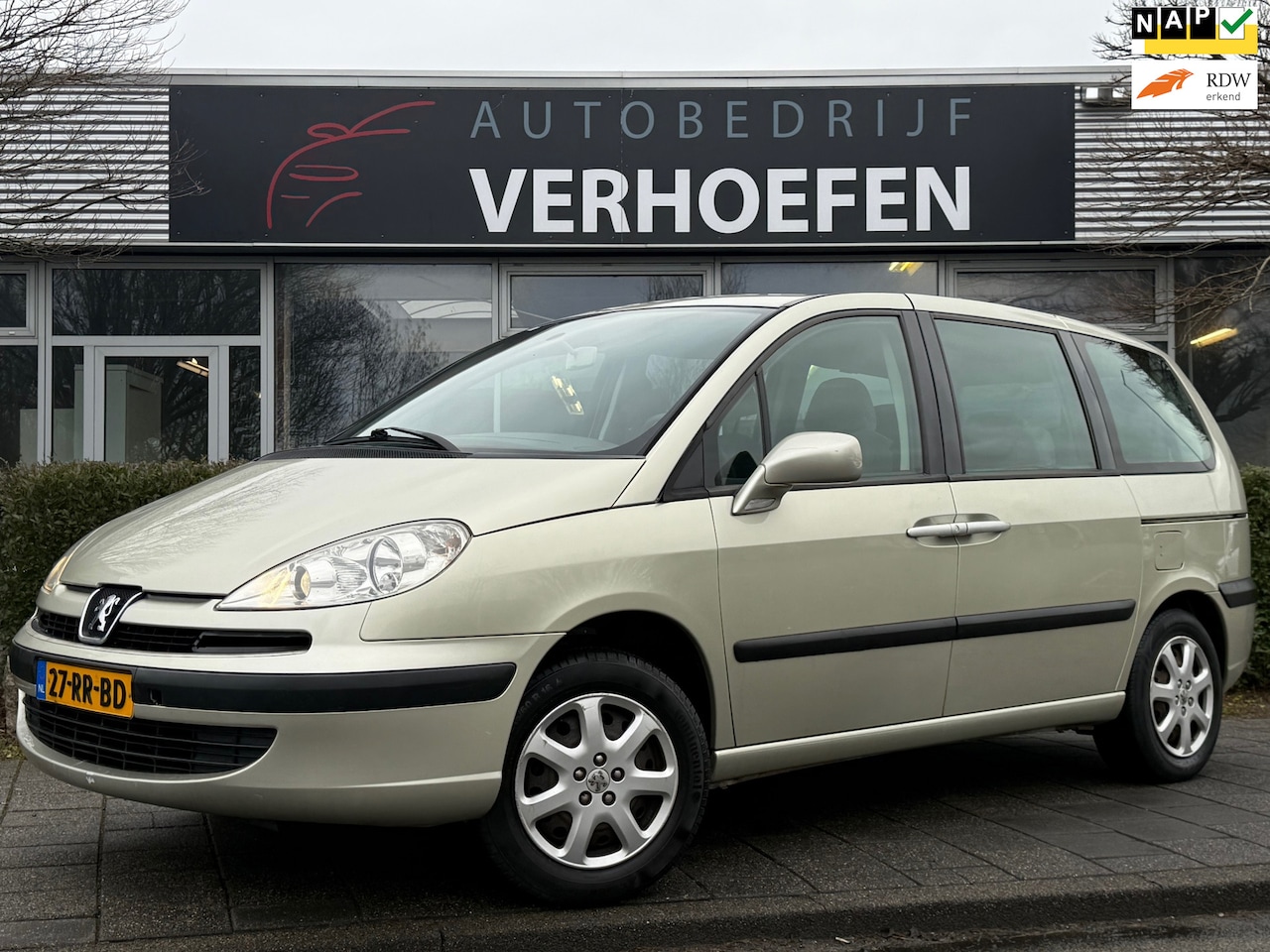 Peugeot 807 - 2.0 ST - 6 ZITTER - CRUISE / CLIMATE CONTR - TREKHAAK - APK TM 01-2027 ! - AutoWereld.nl