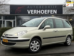 Peugeot 807 - 2.0 ST - 6 ZITTER - CRUISE / CLIMATE CONTR - TREKHAAK - APK TM 01-2027