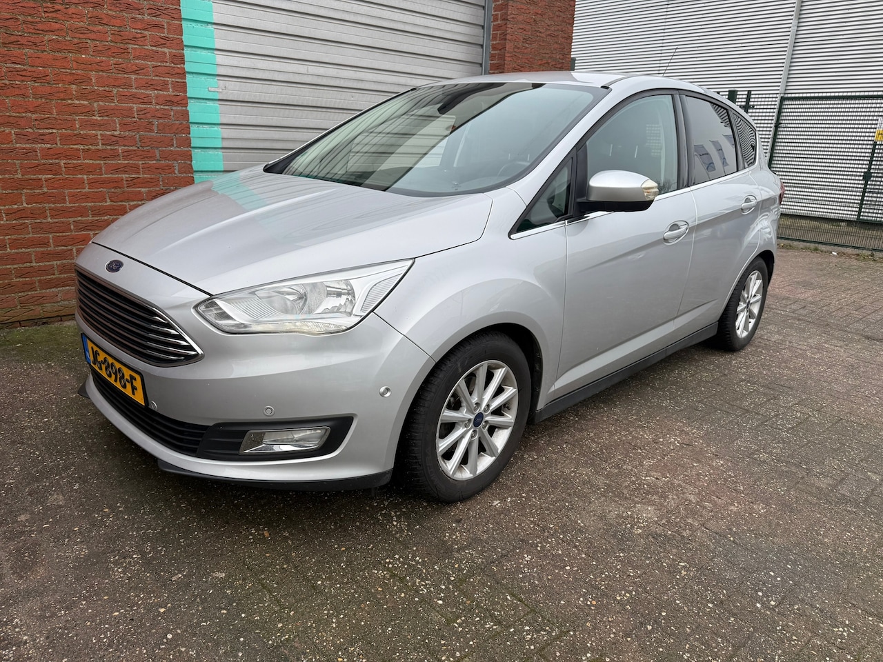 Ford C-Max - 1.0 Titanium NAV.+ Clima Bj:2015 - AutoWereld.nl