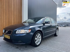 Volvo S40 - 2.0D EDITION II BJ08 AIRCO NAVI LEDER