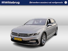 Volkswagen Passat Variant - 1.5 TSI 150pk R-Line Business Plus DSG Automaat Camera / R-Line / Navigatie / Clima / El.