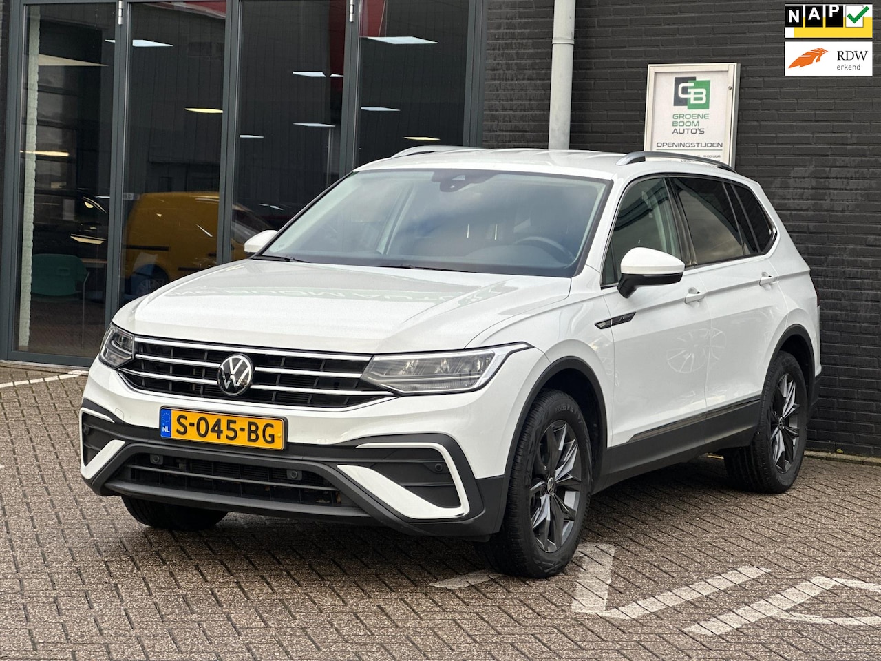 Volkswagen Tiguan Allspace - 1.5 TSI Life Business/1STE EIG/CARPLAY/NL-AUTO NAP/AUTOMAAT!! - AutoWereld.nl