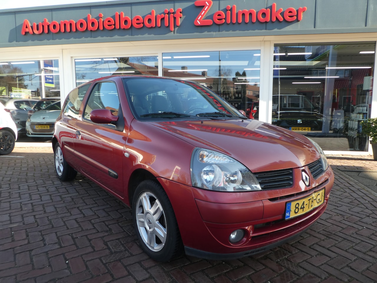 Renault Clio - 1.2-16V Community 1.2-16V Community - AutoWereld.nl