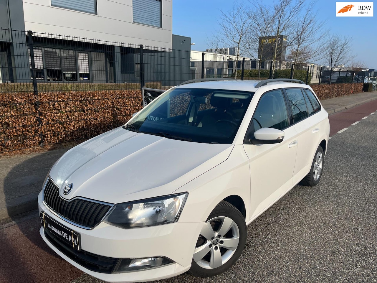 Skoda Fabia - 1.0 TSI Style Cruise-Control Airco Multimedia voorbereiding Parkeersensoren-Achter - AutoWereld.nl