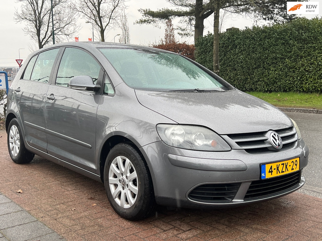 Volkswagen Golf Plus - 1.6 Sportline Business*AUTOMAAT| AIRCO| HOGE INSTAP - AutoWereld.nl
