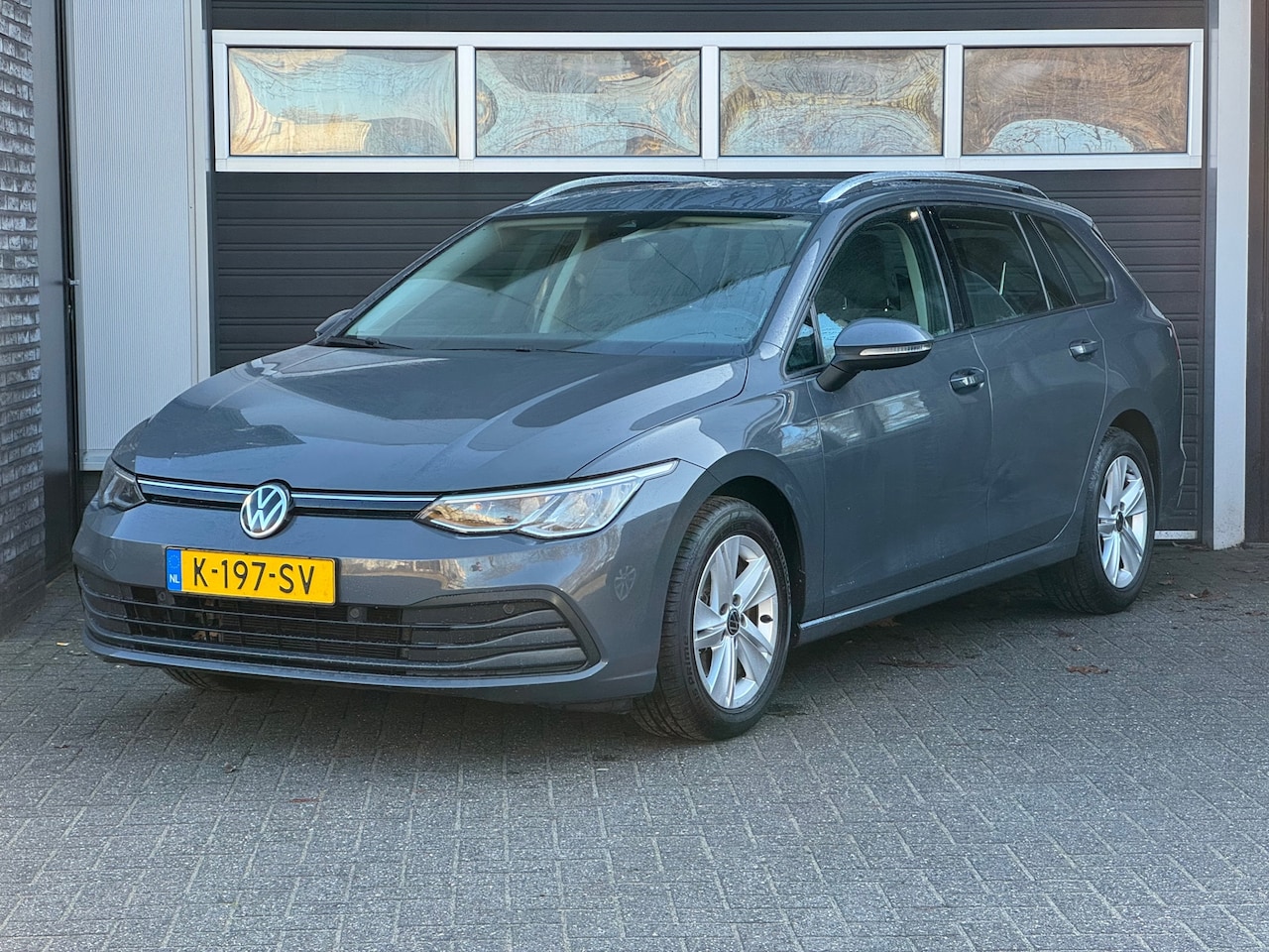 Volkswagen Golf Variant - 1.0 eTSI Life BTW Auto, DSG, Camera, Ambient, Cruise, NAP - AutoWereld.nl