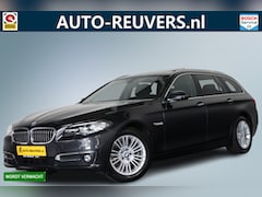 BMW 5-serie Touring - 520i Luxury Edition / Panorama / Leder / LED / Memory