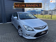 Hyundai i30 - 1.6 CRDi Edition Plus Airco Elek Ramen 6bak