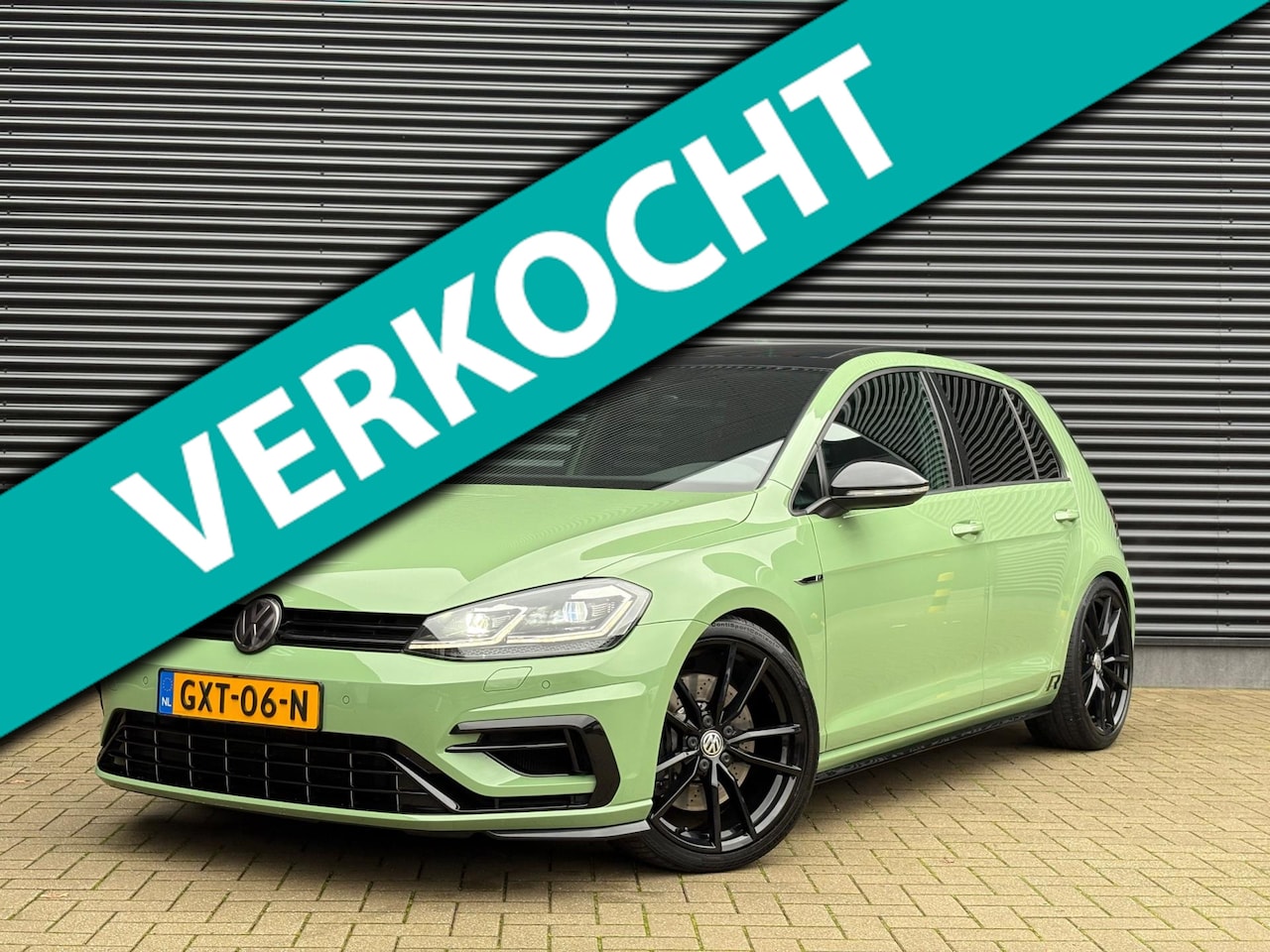 Volkswagen Golf - 2.0 TSI 4Motion R LEDMATRIX | DCC| PPF | RIJKLAAR | AKRAPOVIC - AutoWereld.nl