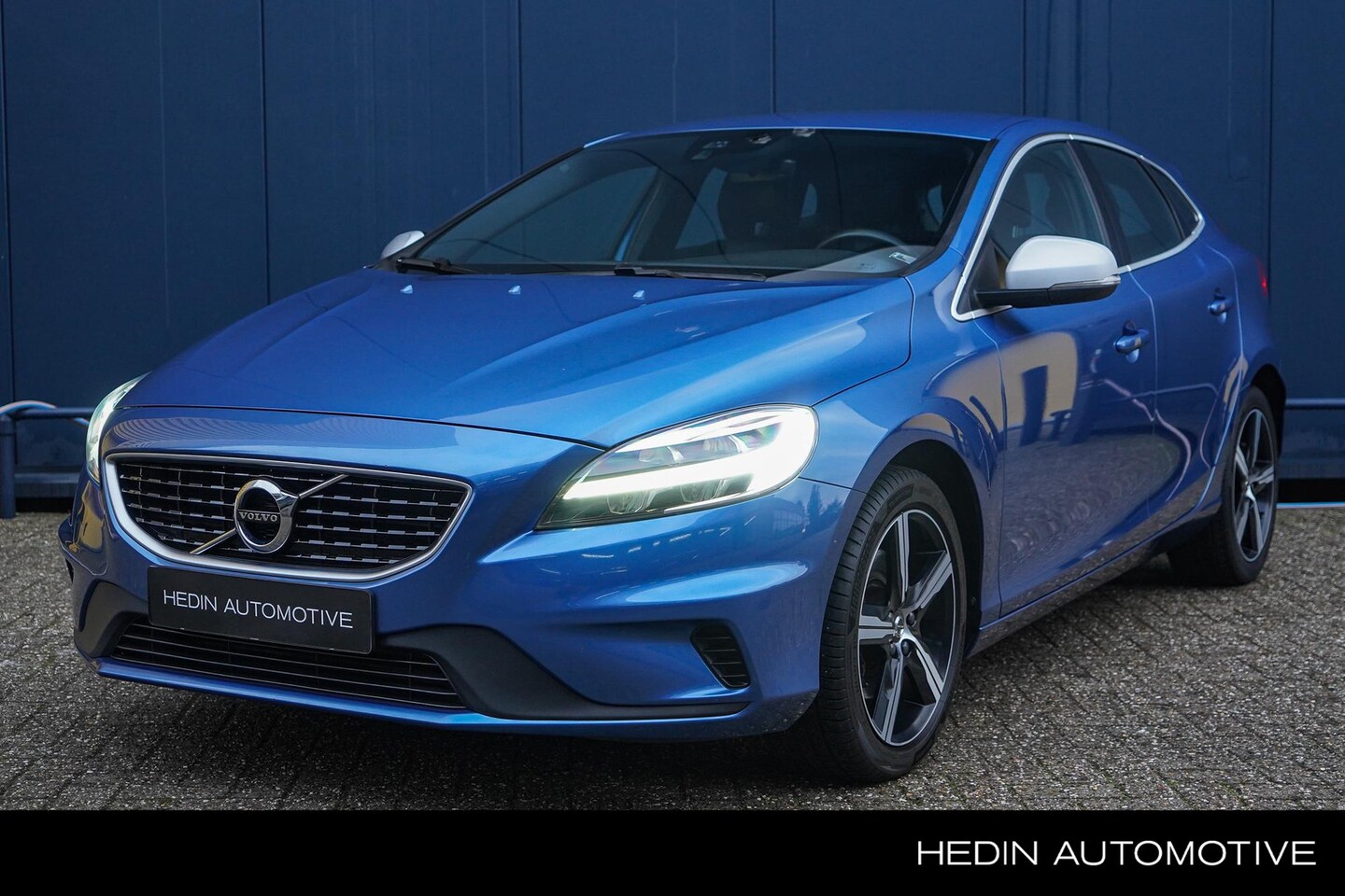 Volvo V40 - 2.0 T4 Business Sport 2.0 T4 Business Sport - AutoWereld.nl