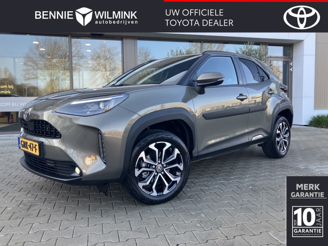Toyota Yaris Cross - 1.5 Hybr 130 Dynamic | Pdc V+A | Blinspot | Stoel/stuur verw - AutoWereld.nl