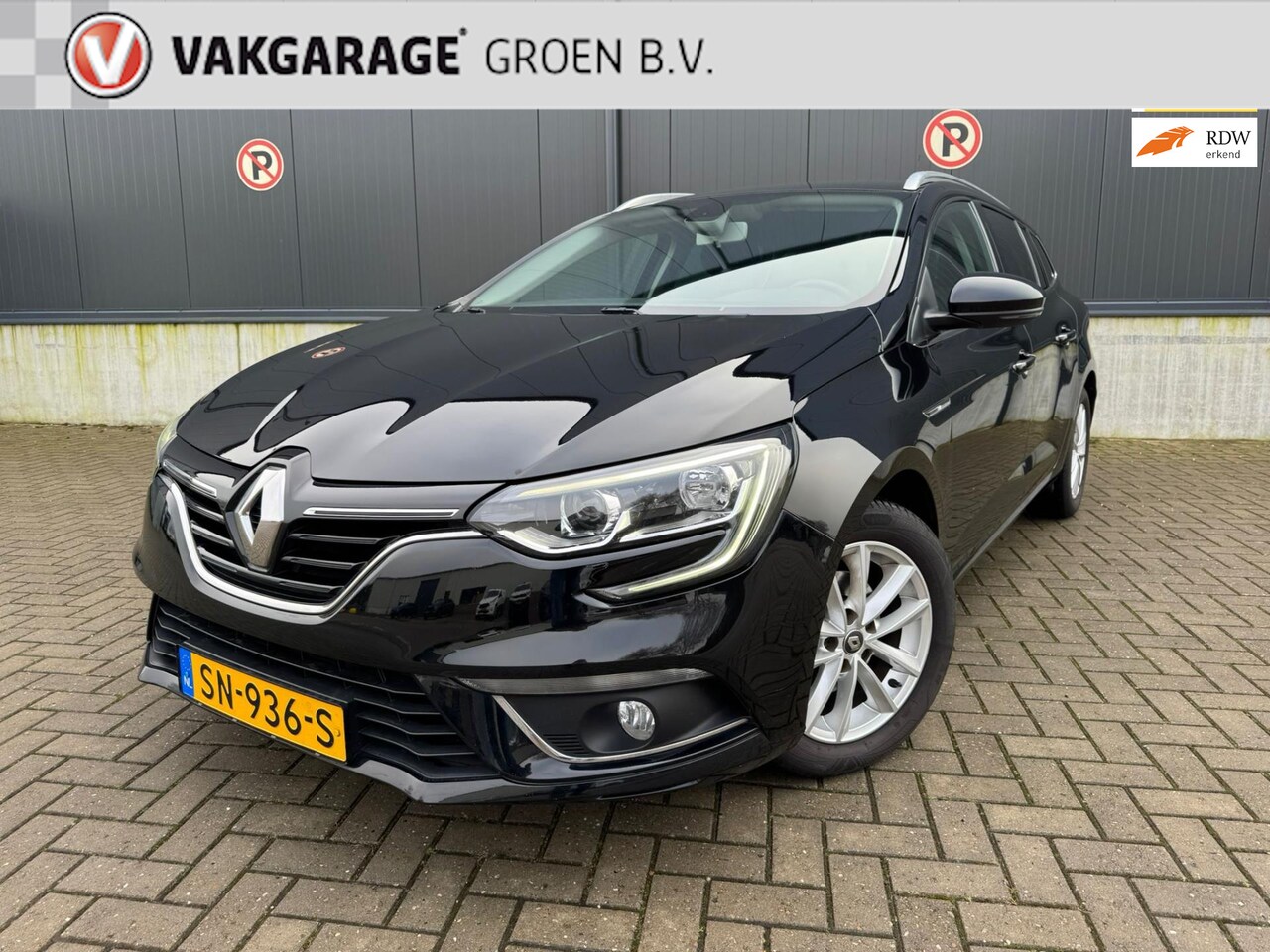 Renault Mégane Estate - 1.2 TCe Limited / airco / cruise / trekhaak / navi / pdc / l.m. velgen - AutoWereld.nl