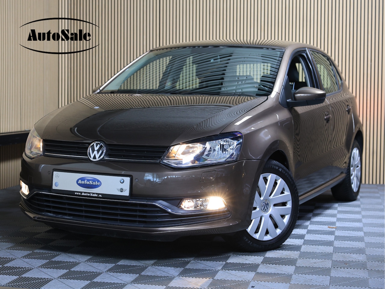 Volkswagen Polo - 1.2 TSI BlueMotion Highline DSG AIRCO CRUISE PDC STOELVW AUX"15 - AutoWereld.nl