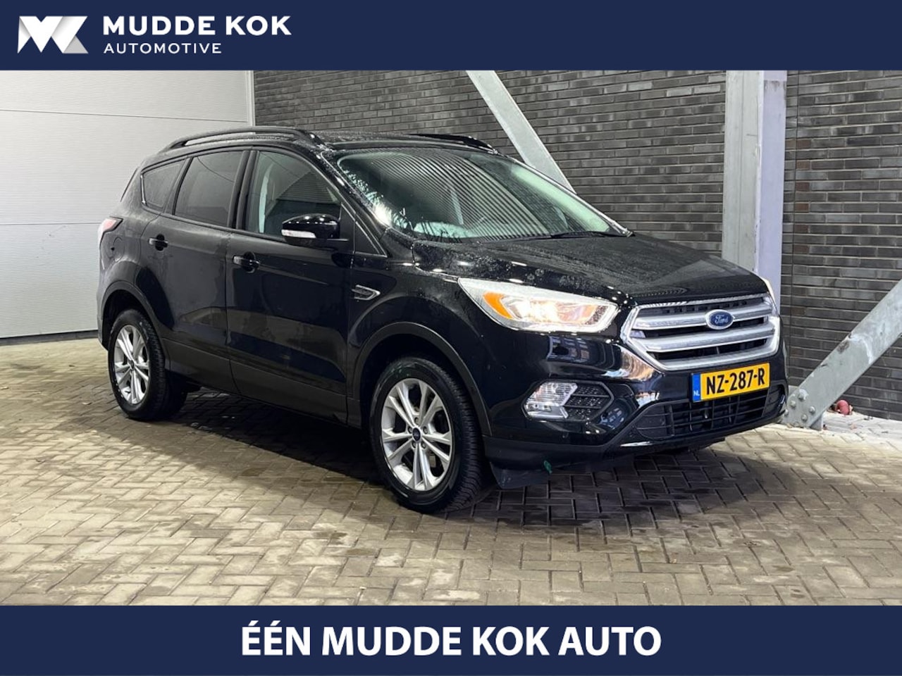 Ford Kuga - 1.5 EcoBoost Titanium | Panoramadak | Camera | Trekhaak | Voorruitverwarming - AutoWereld.nl