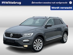 Volkswagen T-Roc - 1.5 TSI 150PK Sport / Panoramadak / Achteruitrijcamera / Elektrische Achterklep / Stoelver