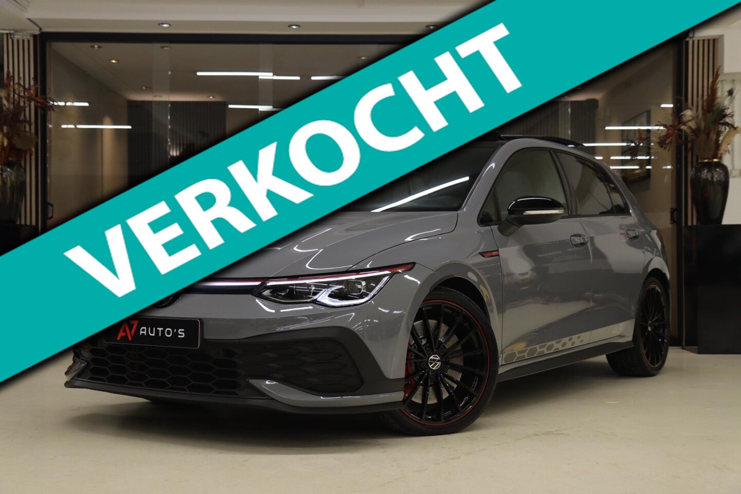 Volkswagen Golf - 2.0 TSI GTI 45 JAHRE CLUBSPORT AKRA/NURBURGRING/PANO/CARPLAY/IQ-LIGHT/VOLL - AutoWereld.nl