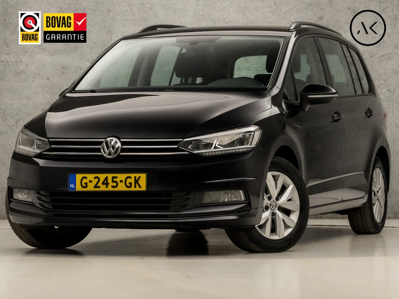 Volkswagen Touran - 1.4 TSI Highline 7 Persoons 150Pk Automaat (APPLE CARPLAY, GROOT NAVI, CLIMATE, STOELVERWA - AutoWereld.nl