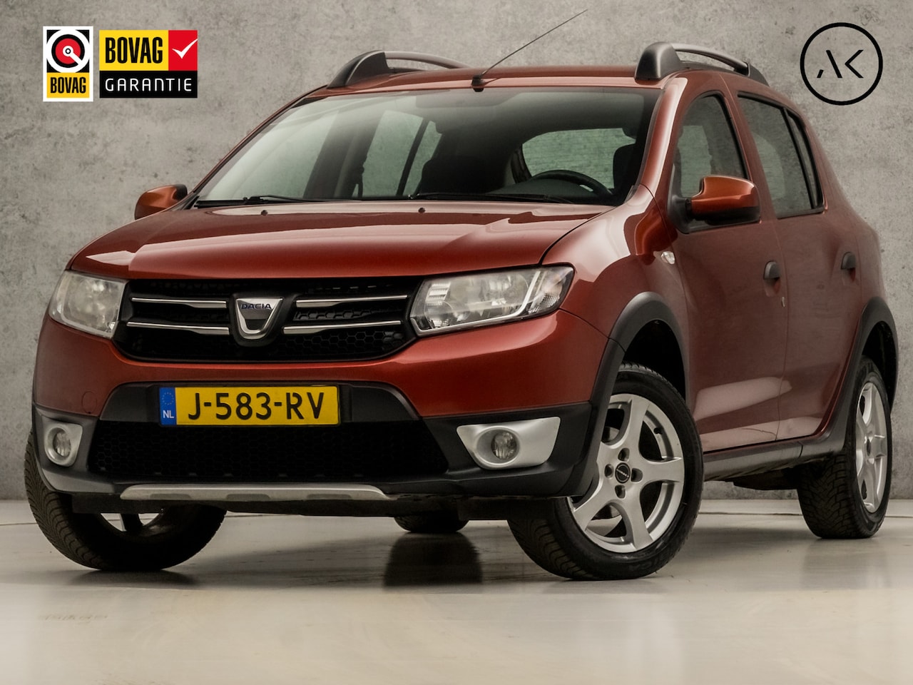 Dacia Sandero Stepway - 0.9 TCe Lauréate (NAVIGATIE, AIRCO, CRUISE, SPORTSTOELEN, LM VELGEN, ELEK PAKKET, NIEUWSTA - AutoWereld.nl