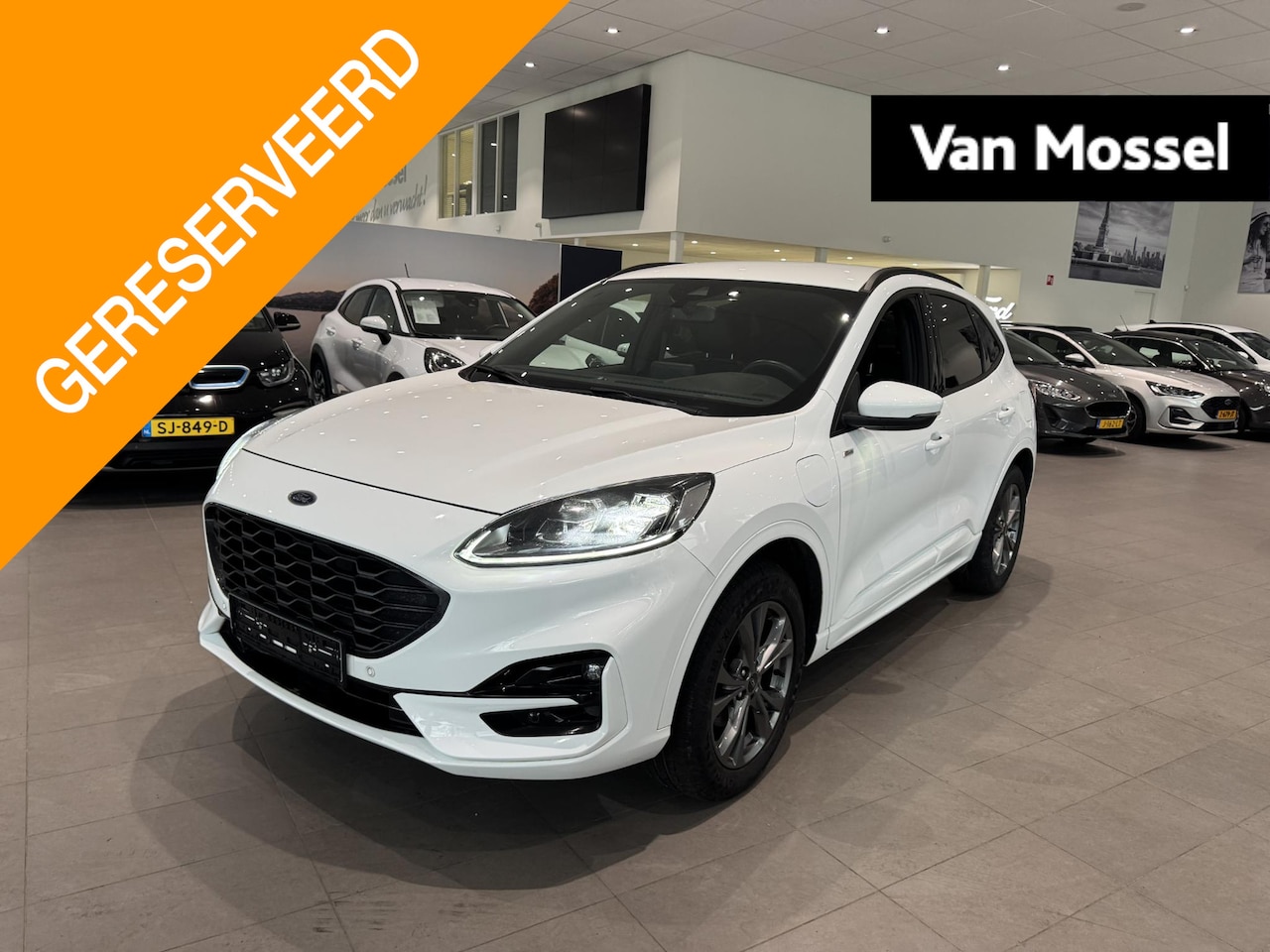 Ford Kuga - 2.5 PHEV ST-Line X Elekt. Achterklep | Cruise Control | DAB | Apple Carplay / Android Auto - AutoWereld.nl