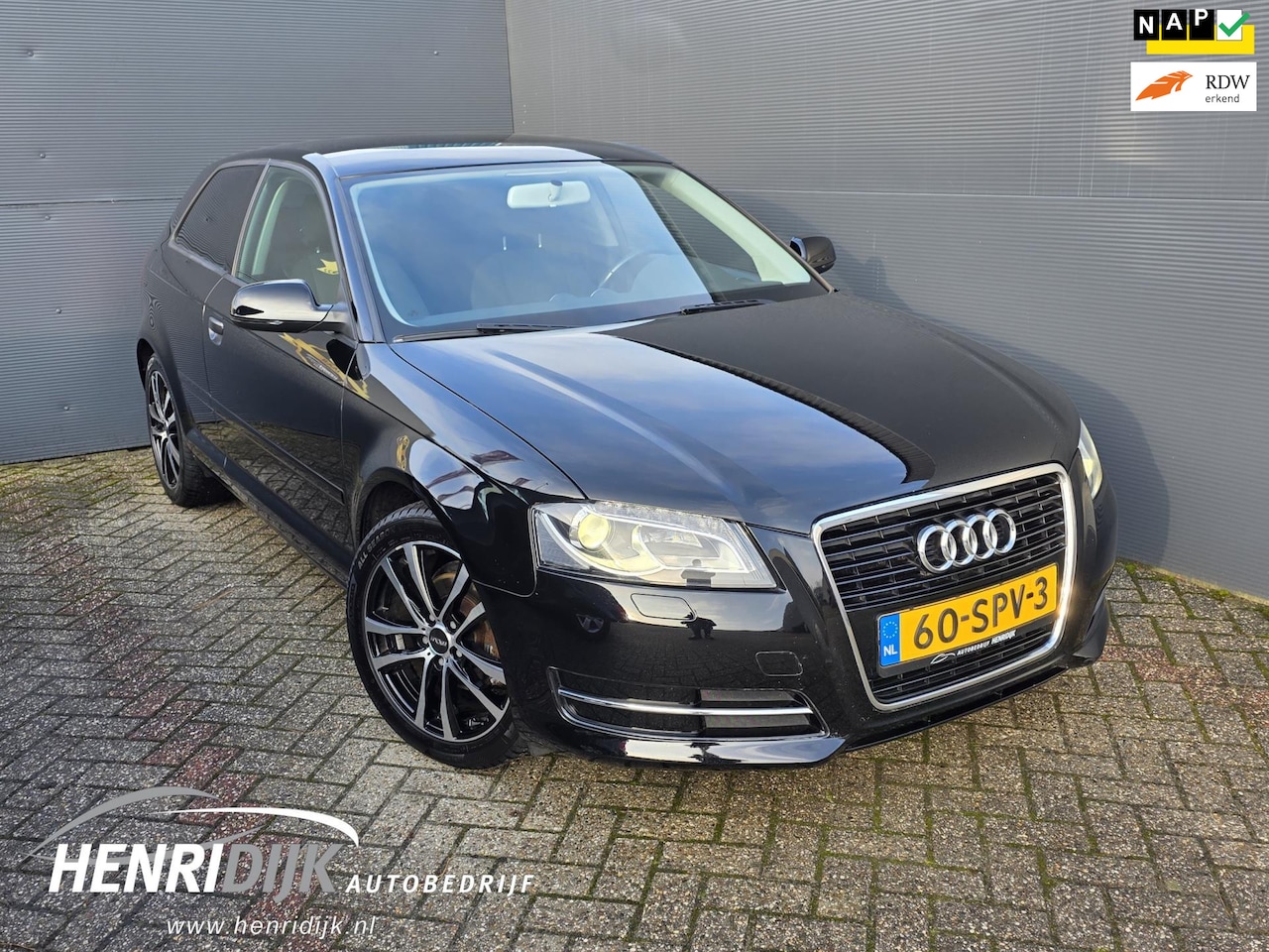 Audi A3 - 1.2 TFSI Style AC / 17"LMV / Elek Pakket / Xenon - AutoWereld.nl