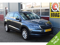 Skoda Karoq - 1.5 TSI ACT Business Edition O.a: Trekhaak, PDC, Stoel+Stuurverw. Carplay, Etc. All-in pri
