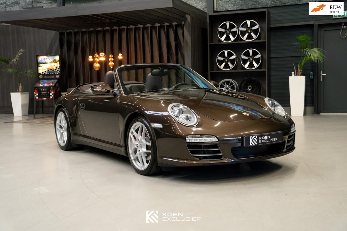 Porsche 911 Cabrio - 997.2 3.8 Carrera 4S PDK (2009) sportuitlaat, PASM, natuur-leder, Km stand 52493 - AutoWereld.nl