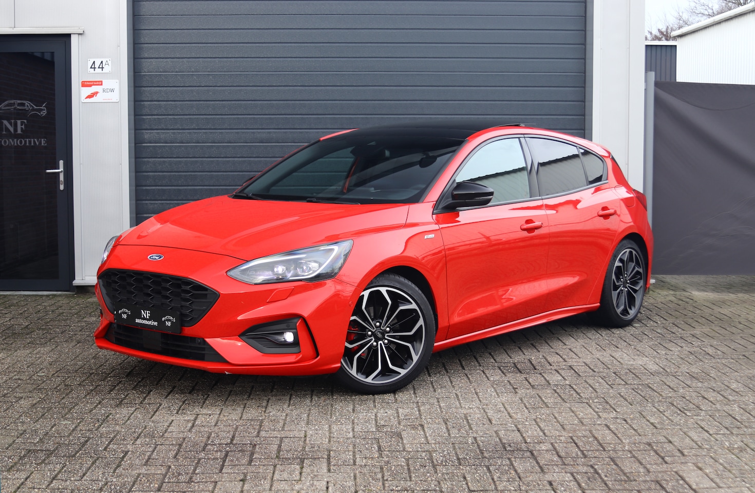 Ford Focus - 1.5 EcoBoost ST Line Business 1.5Ecoboost 182PK - ST-Line - Panorama B&O HeadUp - AutoWereld.nl