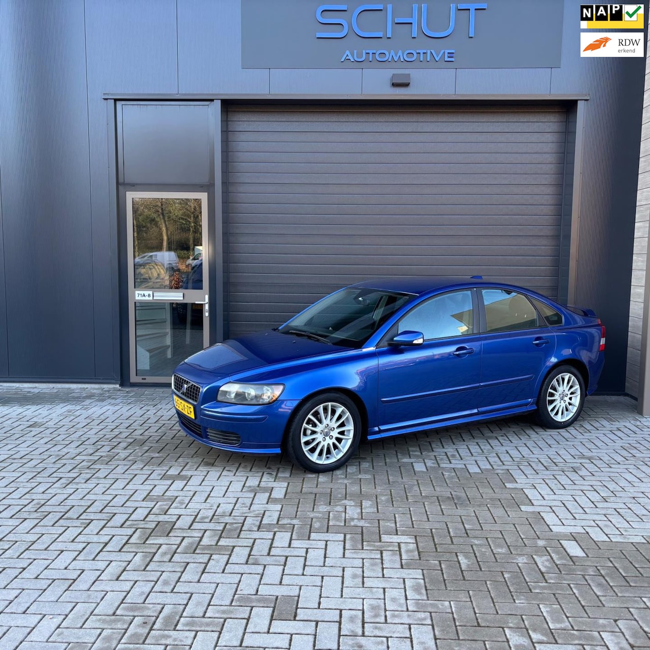Volvo S40 - 1.8 Kinetic CLIMA | CRUISE CONTROL | 17INCH | TREKHAAK - AutoWereld.nl