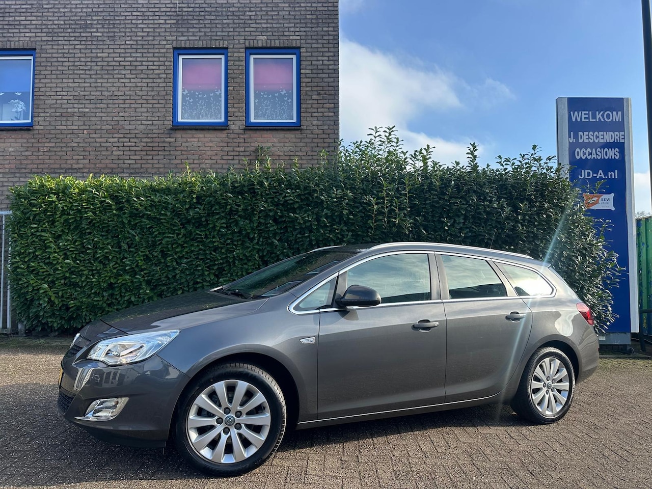 Opel Astra Sports Tourer - 1.6 Turbo Cosmo Climate C, Cruise C, Android, Trekhaak!!!! - AutoWereld.nl