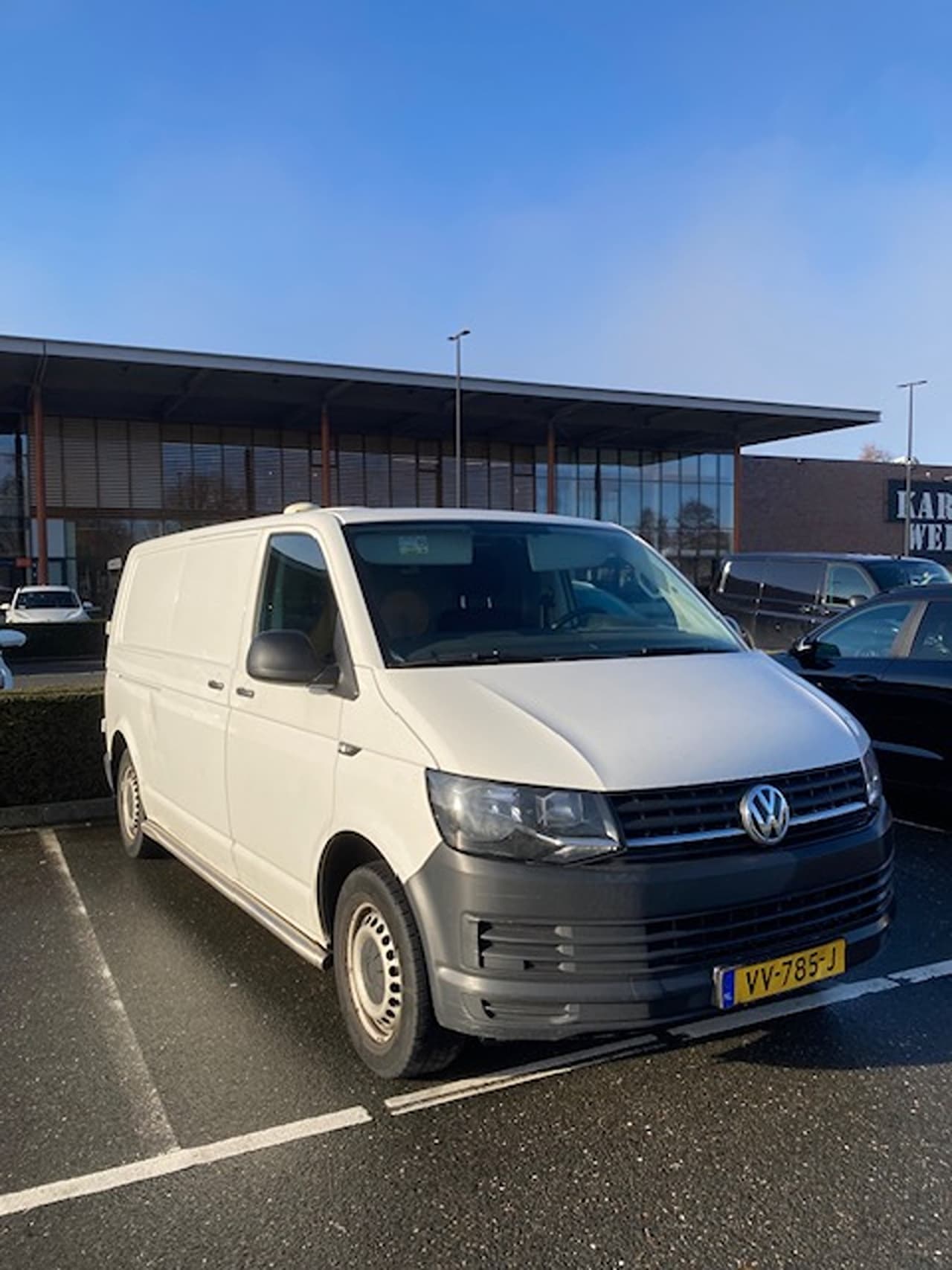 Volkswagen Transporter - 2.0 TDI L2H1 Highline - AutoWereld.nl
