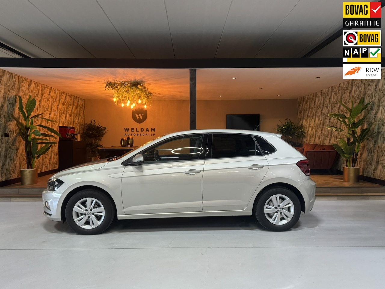 Volkswagen Polo - 1.0 TSI Comfortline NAP Garantie Carplay Adoptieve Cruise Navi Airco PDC Led Rijklaar - AutoWereld.nl