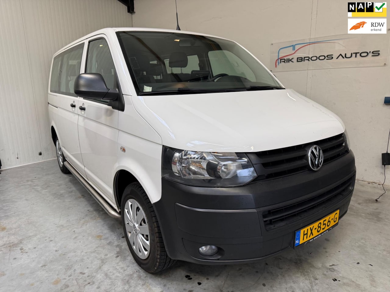 Volkswagen Transporter Kombi - 2.0 TDI L1H1 Trendline Baseline 2.0 TDI L1H1 Trendline Baseline - AutoWereld.nl