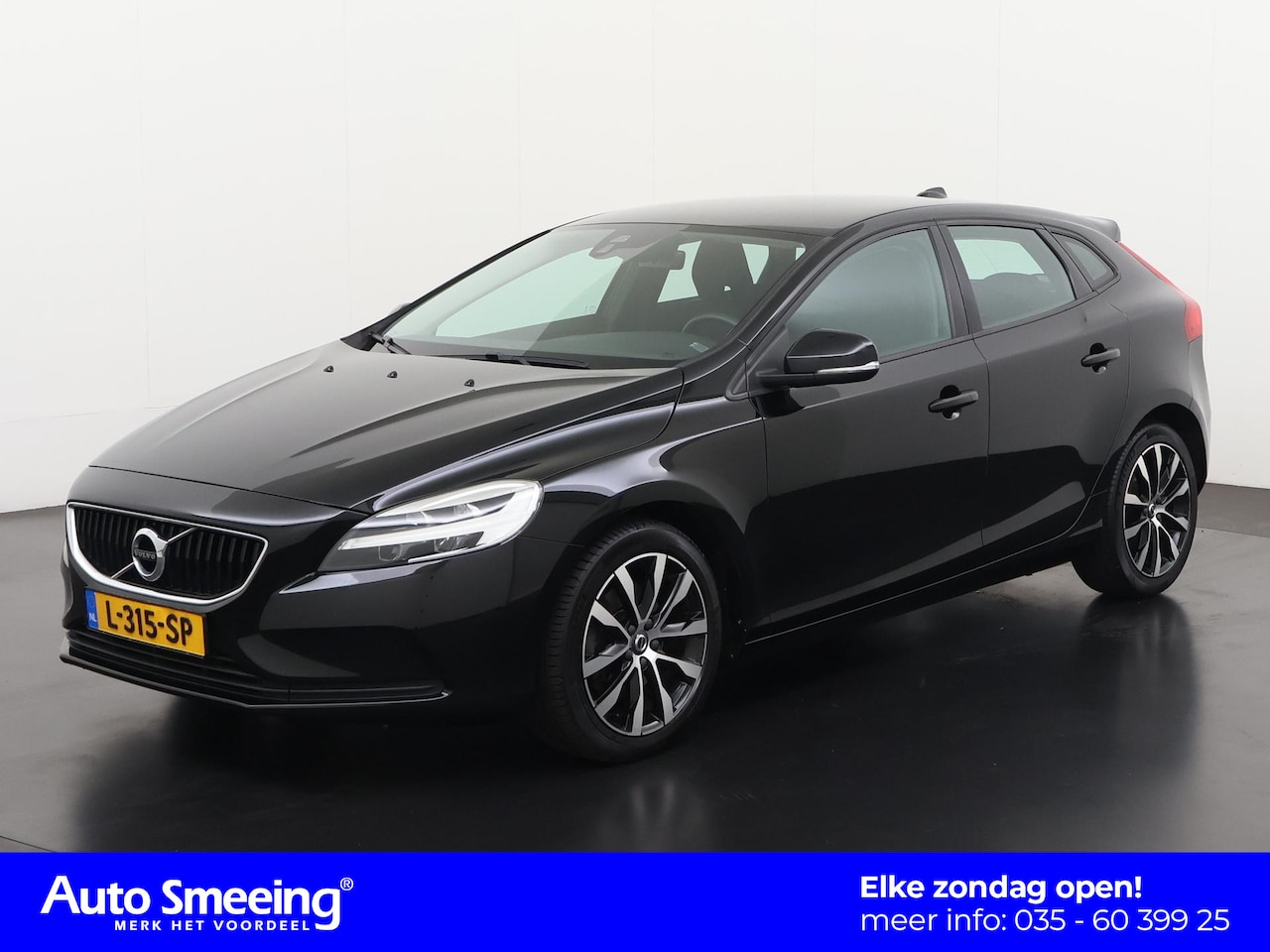 Volvo V40 - 2.0 T3 Inscription | Trekhaak | Stoelverwarming | Zondag Open! - AutoWereld.nl