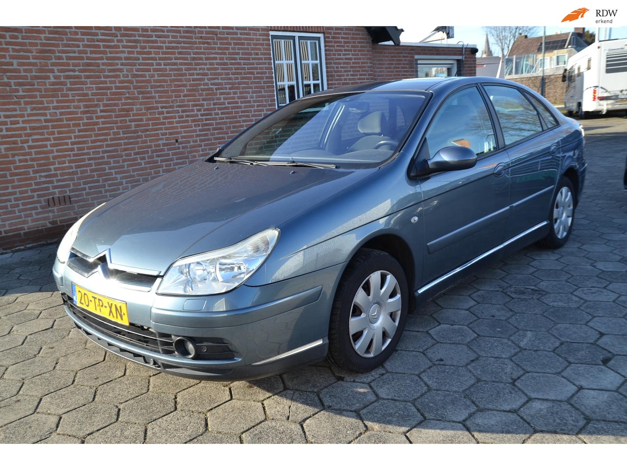 Citroën C5 - 2.0-16V Caractère - Airco - Cruise control - Parkeersensoren - Trekhaak -El.Ramen - Radio/ - AutoWereld.nl