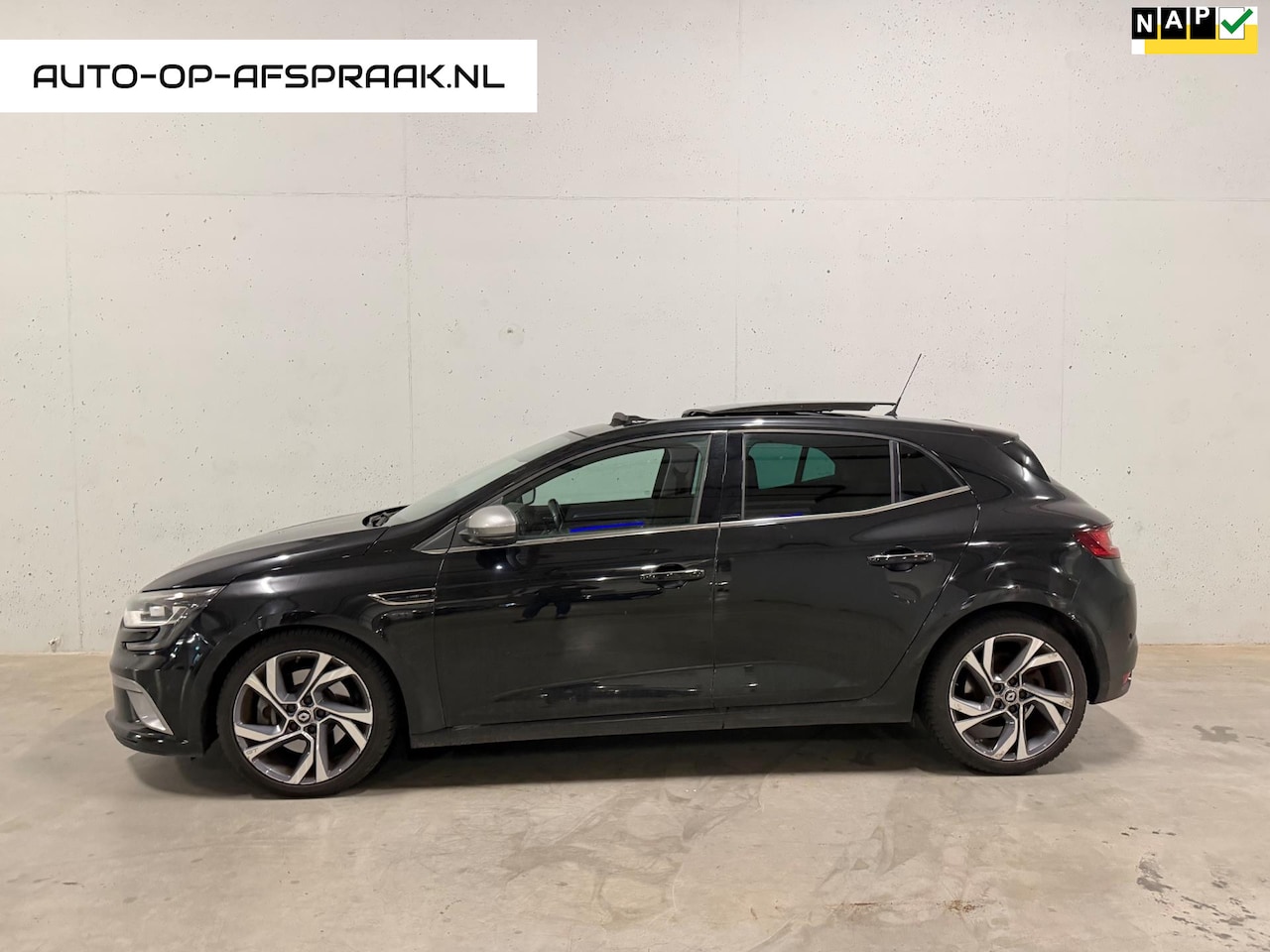 Renault Mégane - 1.6 dCi GT btw 21% Pano Navi Camera Cruise Control - AutoWereld.nl