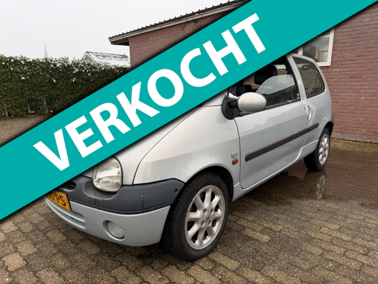Renault Twingo - 1.2 Automaat Leer airco elektrisch pakket trekhaak LMV - AutoWereld.nl