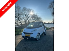 Smart Fortwo coupé - 1.0 Coupé MHD AUTOMAAT 2009 Scherm BlueTooth