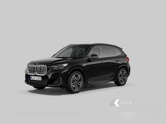 BMW X1 - sDrive18i | M-Sport | Shadow | Harman/Kardon | Keyless | Sportstoelen | Camera | Adap. led