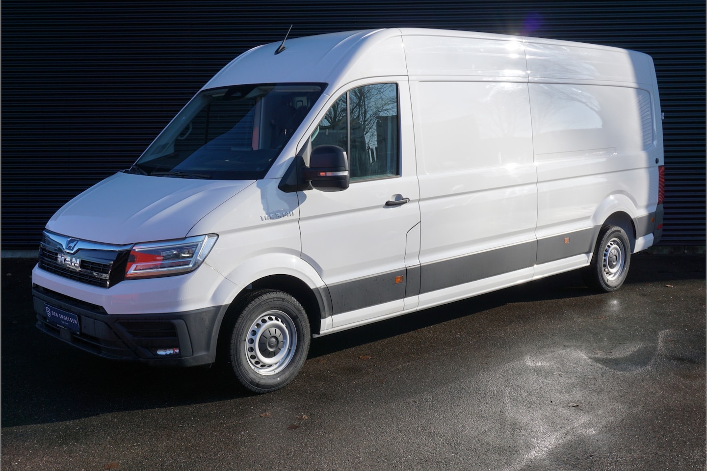 MAN TGE - 140pk L4H3/L3H2 Facelift Navigatie Apple Carplay Camera Digitaal Dashboard LED 3-Zits - AutoWereld.nl