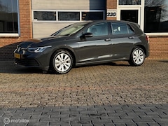 Volkswagen Golf - 1.5 TSI Life AIRCO/SFEER/MF-STUUR/CARPLAY