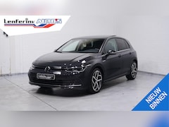 Volkswagen Golf - 1.5 eTSI 150 pk Style DSG Aut. Panodak, NAP LED Koplampen, App Connect, Parkeerhulp, 1e Ei