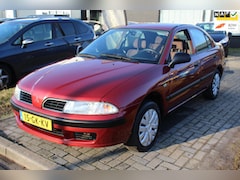 Mitsubishi Carisma - 1.6 Comfort Airco 143.000km NAP Elec CPV Trekhaak APK