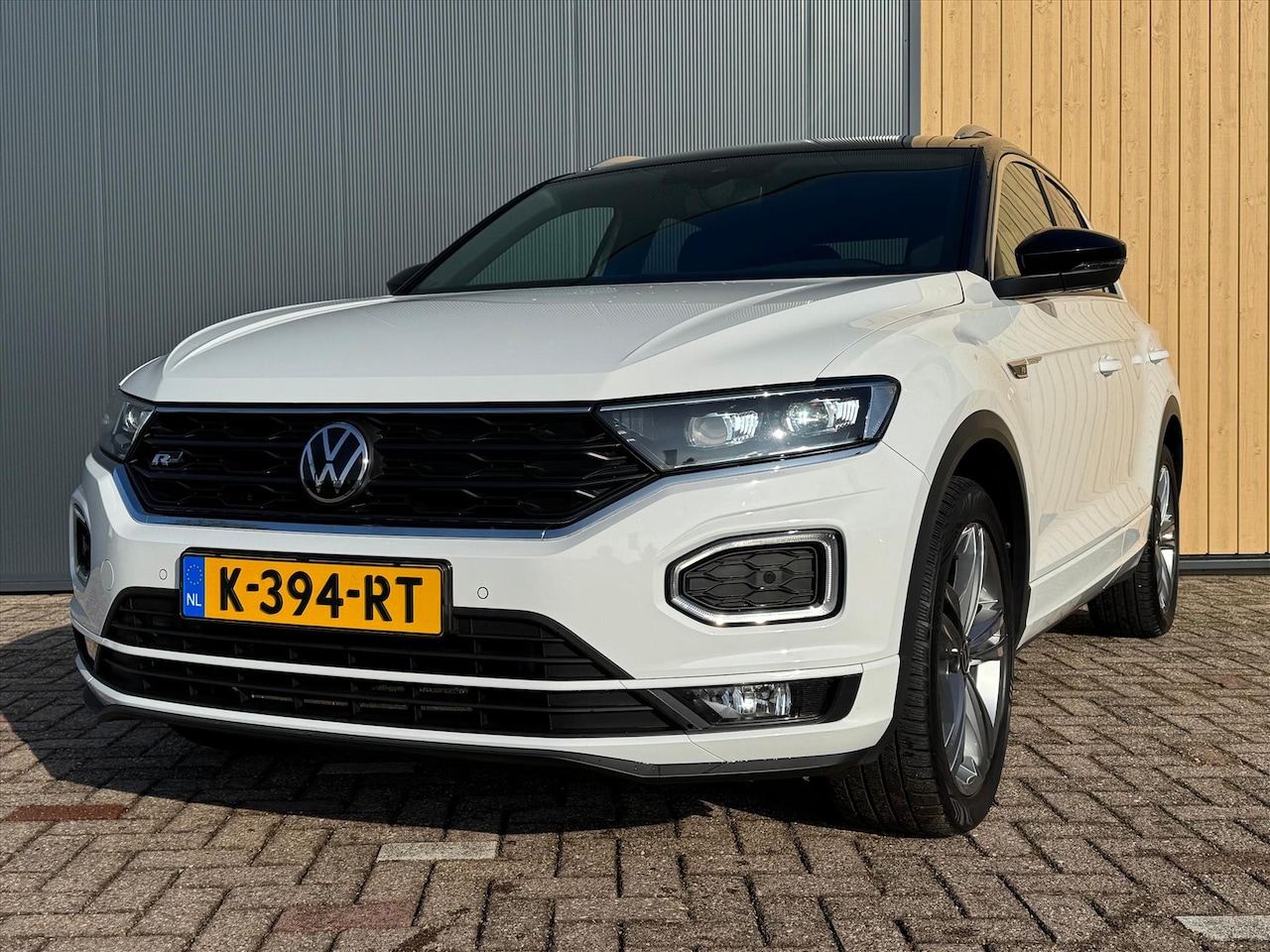 Volkswagen T-Roc - 1.5 TSI 150pk 7-DSG Sport Business R | NL Auto | Trekhaak | ACC | BLIS | Stoelverwarming | - AutoWereld.nl